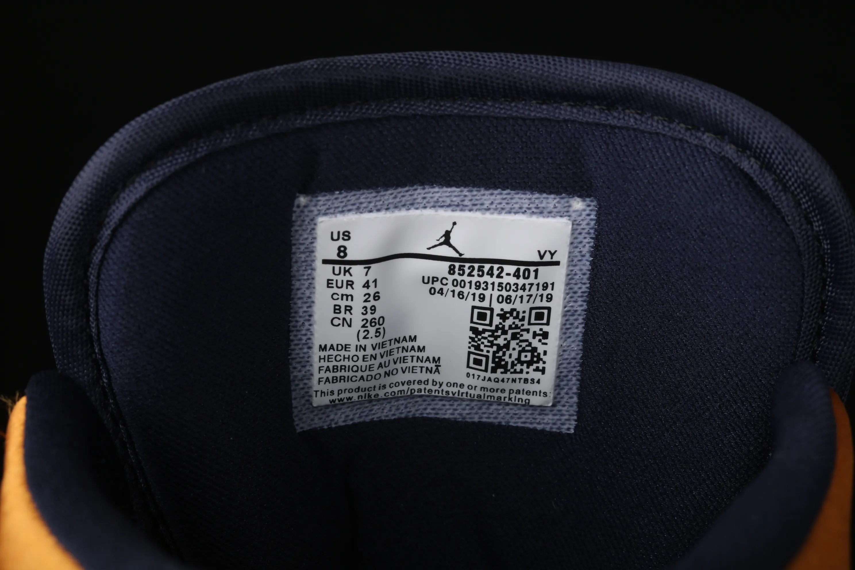 All categories Air Jordan Jordan series basketball shoes Air Jordan 1 Mid Air Jordan 1 Mid AJ1 Joe 1 blue gold silk basketball shoes 852542-401